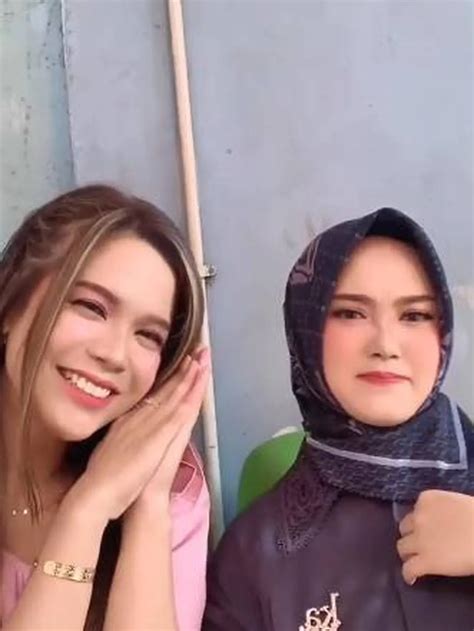 Duet Bareng Lagi Ini Potret Sinta Dan Jojo Reunian Bareng Yang Kembali