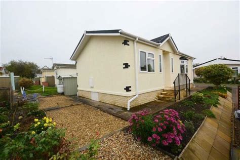 2 Bedroom Mobile Home For Sale In Woodlands Park Quedgeley Gl2