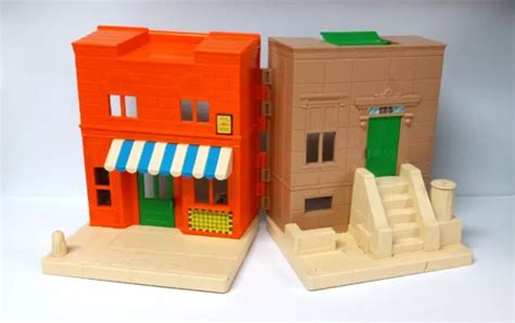 VINTAGE SESAME STREET Playset 1984 Mr. Hoopers Store Bert & Ernie's Apt ...