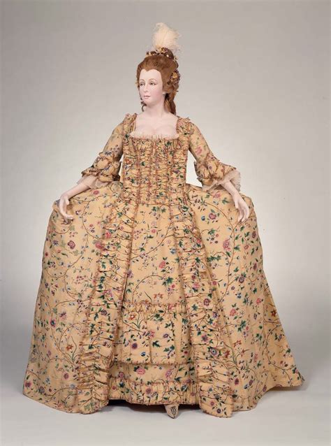 S Court Dress Robe La Fran Aise And Petticoat Museum Of Fine