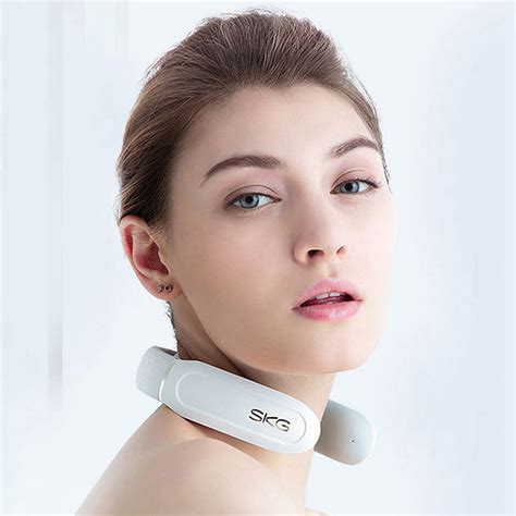 Skg Smart Neck Massager With Heating Function Wireless 3d Travel Neck