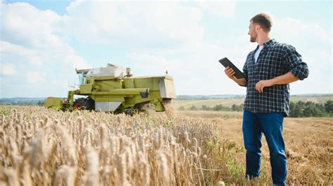 Las explotaciones agrícolas invierten en agricultura digital para