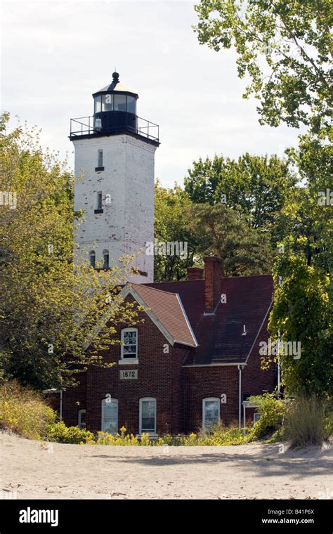 Presque Isle Lighthouse on Beach 9 in Presque Isle State Park, Erie, PA ...