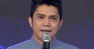 Vhong Navarro’s Emotional Return to Its “Showtime” -Video - AttractTour