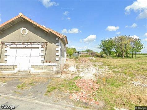 Vente aux enchères maison d habitation à Tugéras Saint Maurice 40 000