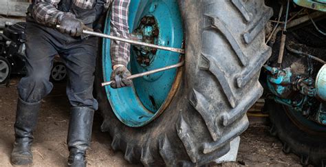 C Mo Cambiar Los Neum Ticos De Un Tractor Tractores