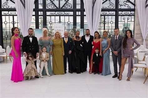 Engji Publikon Disa Fotografi T Bukura Familjare Nga Festa E Synetis