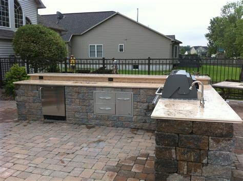 Outdoor Kitchen With Concrete Countertop Build Outdoor
