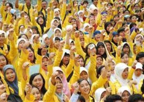 Hari Ini Buruh Dan Mahasiswa Lakukan Demo Di Depan Istana