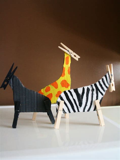 home-eco nanay: clothes pin craft: animals