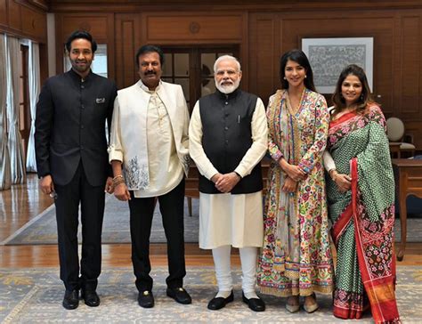 Narendra Modi Shares his happiness on meeting Manchu Family