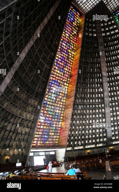 RIO DE JANEIRO, BRAZIL - JANUAR 30, 2015: Interiors of cathedral of Rio De Janeiro (San ...