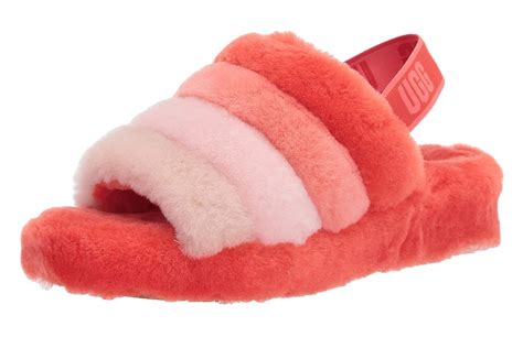 Best Fuzzy Slippers for Women – Footwear News