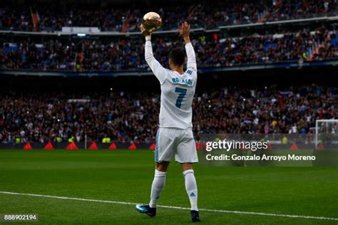 Ronaldo Golden Photos and Premium High Res Pictures - Getty Images