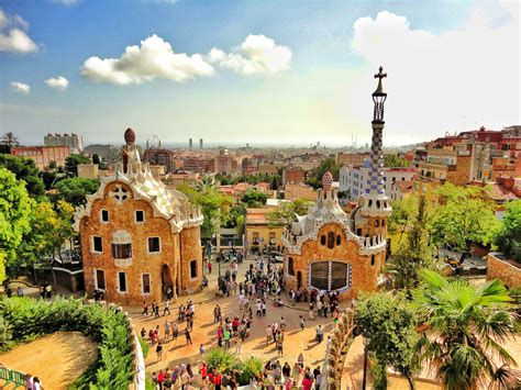 Must See Places Of Barcelona World Wanderista