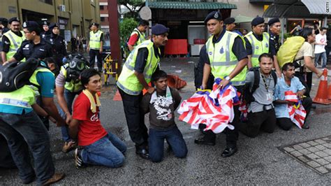 Malaysian Authorities Crack Down On Protesters