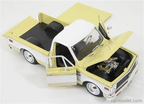 JADA 92370Y Escala 1 24 CHEVROLET CHEYENNE PICK UP 1972 LIGHT YELLOW