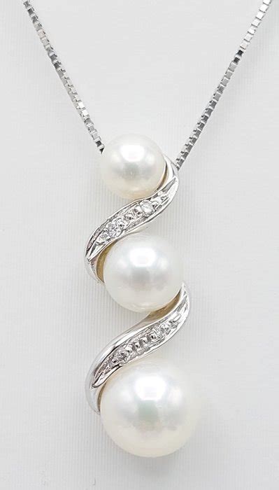 Nihama 18 Carati Oro Bianco Collana Con Pendente Perla Catawiki