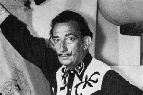 Salvador Dalí biographie du peintre ses œuvres surréalistes