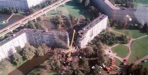 Pour Ceux Qui Auraient Oublié Le Crash Aérien De Bijlmermeer Asbl