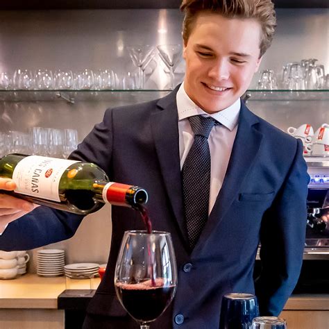 Dit Moet Je Nog Meer Weten Over De Rooi Pannen Tilburg Horeca