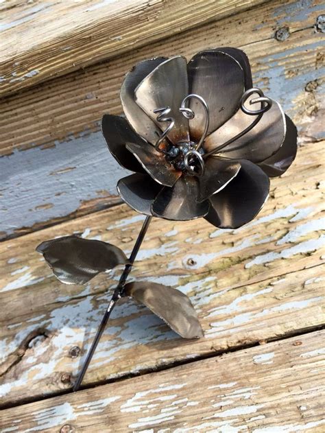 Welded Metal Flower Sculpture Modern Rustic Home Decor Etsy Flower