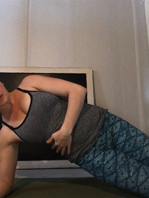 6 EXERCISES TO REBUILD YOUR CORE AFTER PREGNANCY - THE MATERNAL METHOD