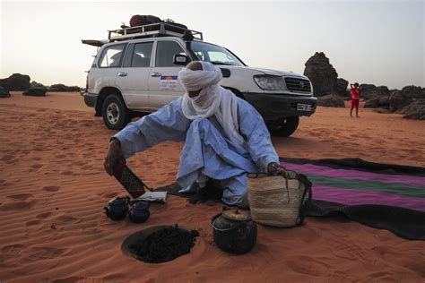 Algérie l oasis de Djanet attire de plus en plus de touristes occidentaux