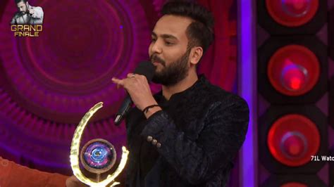 Elvish Yadav Wins The Trophy Of Bigg Boss Ott 2 Glamsham