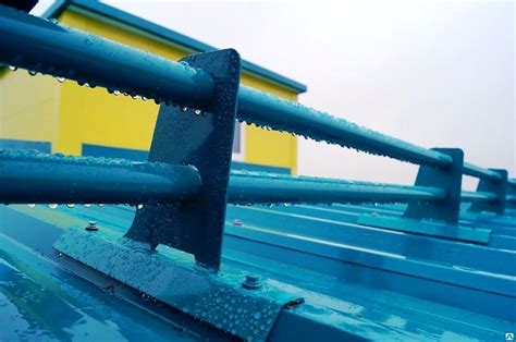 Снегозадержатели для профнастила - виды и размеры, купить промышленное ...