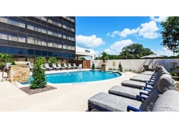 3 Best Hotels in Waco, TX - Expert Recommendations