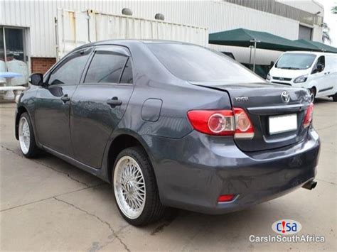 Toyota Corolla Manual 2012 - Photo #2 - CarsInSouthAfrica.com (22685)