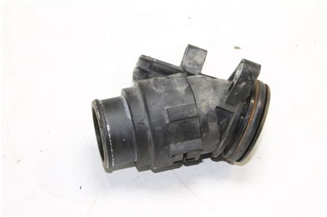 land rover discovery iv   sdv cooling system flange xq