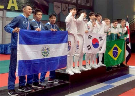 El Salvador ganó una plata y un bronce en la Copa del Mundo Juvenil de