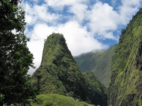 Iao Valley State Park on Maui, Hawaii