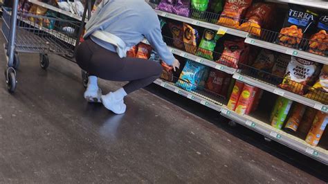 Skinny Latina Perfect Ass Spandex Leggings Yoga Pants Forum