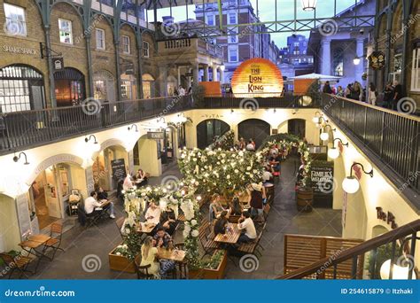 Night View Of Covent Garden Market In London Editorial Stock Image