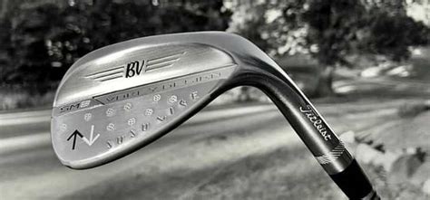 Pitching wedge vs. sand wedge : What is the main difference