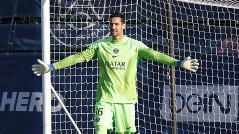 Sergio Rico Volta A Ser Sedado E Continua Em Estado Grave PSG