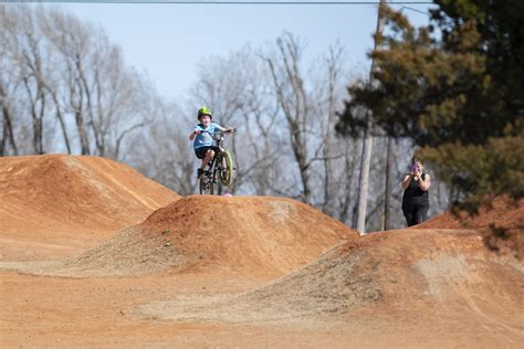 Outdoor Urban Adventures - Local parks for teens and tweens - MetroFamily Magazine