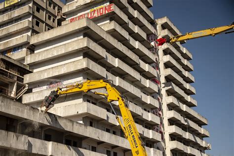 Demolizione Vele Di Scampia Storia Di Un Clamoroso Fallimento