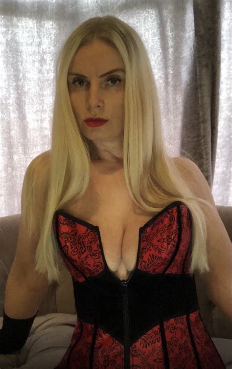 Mistress Minxy On Twitter Mistress Minxy Skype Sessions Are