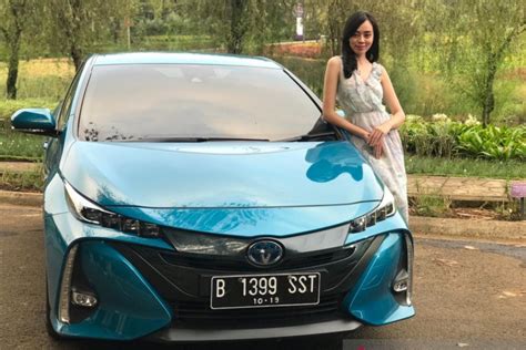 Toyota Luncurkan Prius Phev Awal 2020 Harga Di Bawah Rp1 Miliar Antara News