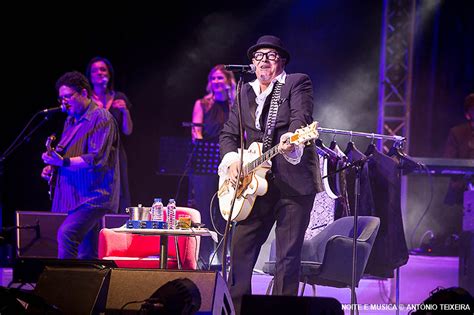 Paulo Gonzo Ao Vivo No Coliseu Do Porto Fotogaleria Noite E M Sica