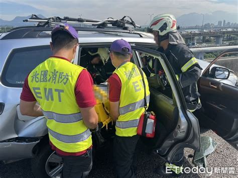 國道死亡車禍！五楊高架「4車追撞」 男遭前後夾擊送醫不治 Ettoday社會新聞 Ettoday新聞雲