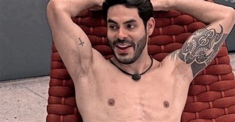 BBB21 Suposta nude de Rodolffo vaza nas redes sociais e web vai à loucura Pelo jeito é 17