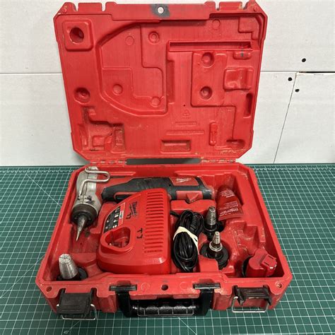 Milwaukee M12 Cordless ProPEX Expansion Tool Kit 2432 22 A5 EBay