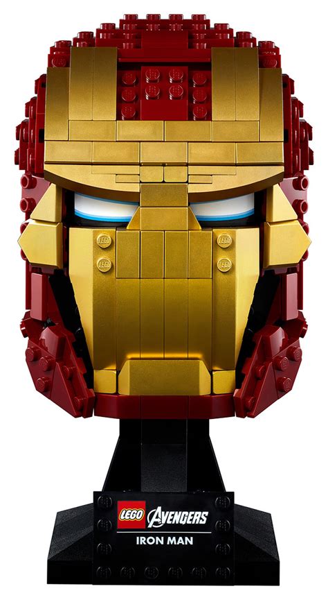 A Look at the LEGO Marvel Iron Man Helmet (76165)