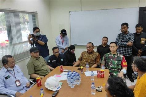 Pemkot Cilegon Minta Operasional Pabrik Chandra Asri Disetop Akibat Bau