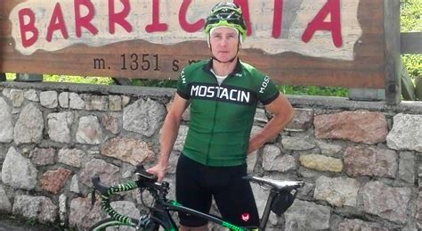 Ciclista Travolto Da Un Auto Alfredo Ceccon Muore A 54 Anni Davanti Ai